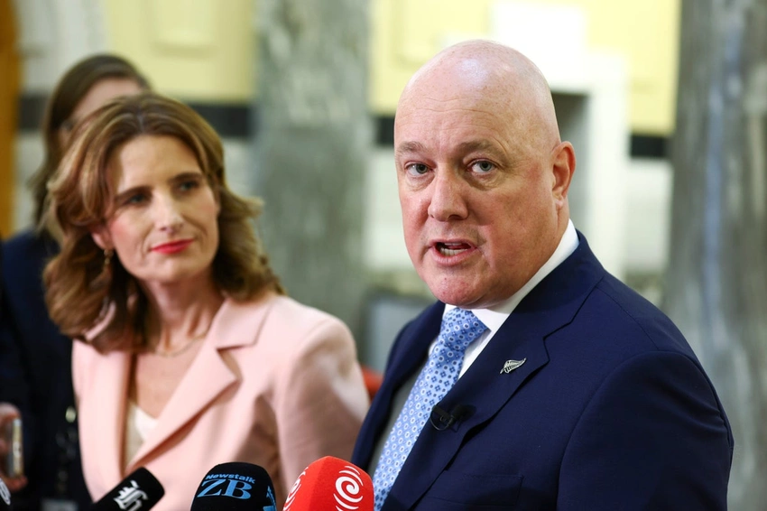 NZ Proposes Social Media Ban for Under 16s: Protecting Youth Online?