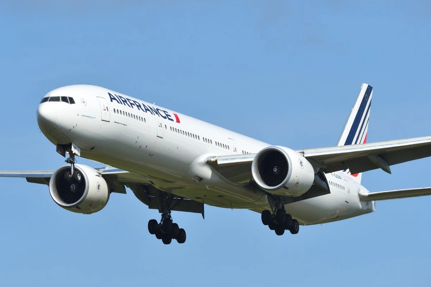 US-Bound Flight Diverted to Canada Over Ebola Travel Restrictions