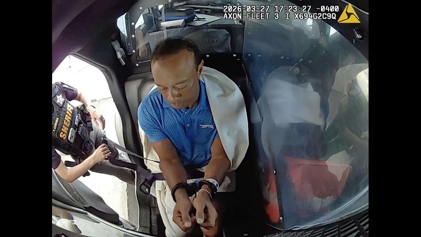 Tiger Woods DUI arrest video: he says he was 'talking to the president'