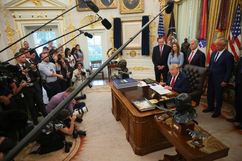 White House Press Ban Ignites Media Lawsuit & Pool Boycott