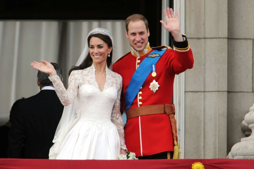 Kate and William Celebrate 15th Anniversary with Heartwarming Family Photo