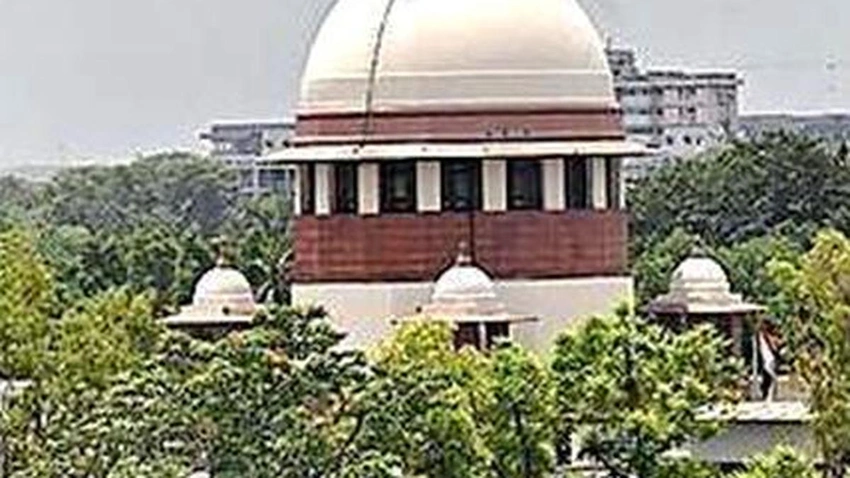 SC to Hear Sena (UBT) Plea Against "Unilateral" MP Mergers! ⚖️