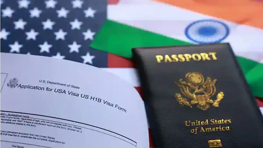 Trump Withdraws Backing as H-1B Visa Clash Escalates