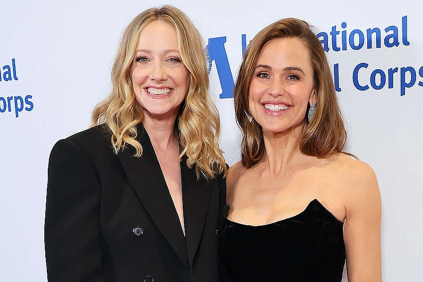 Garner & Greer Reveal 13 Going on 30 Crew Behind The Last Thing He Told Me Season 2