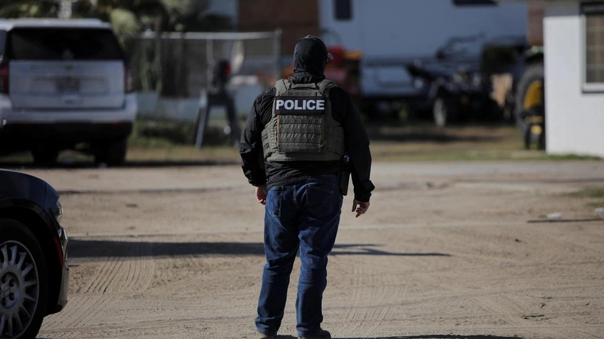 Minneapolis: Woman shot by ICE during crackdown sparks protests