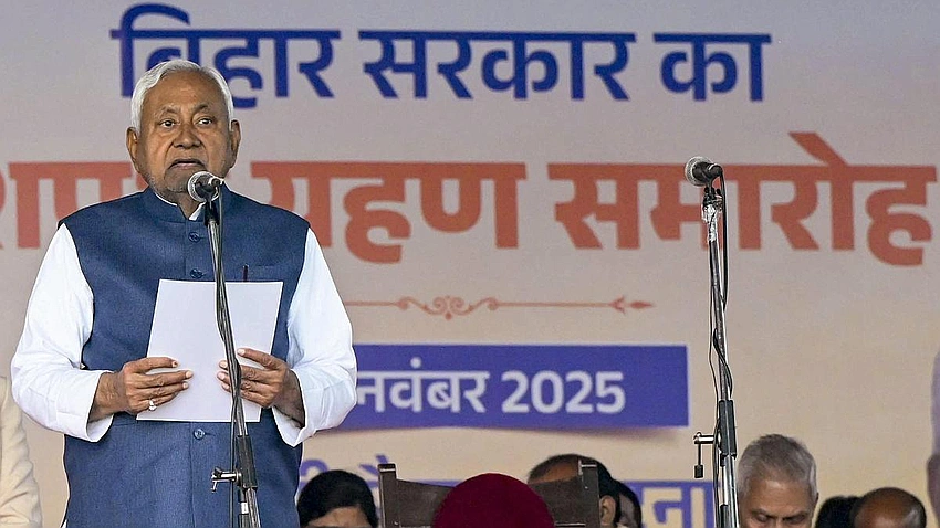 Nitish Kumar Takes Oath Again as Bihar Polls Fuel SIR Debate