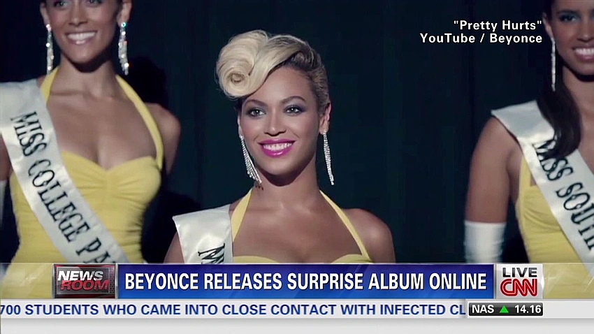 Beyoncé surprised fans 2013