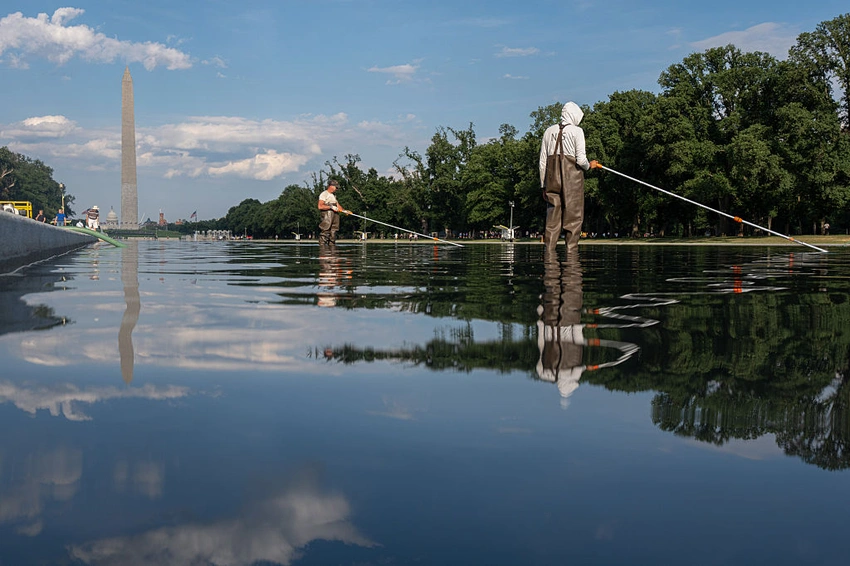 Reflecting Pool Drama: Trump Claims 'Vandals' After Algae Battle