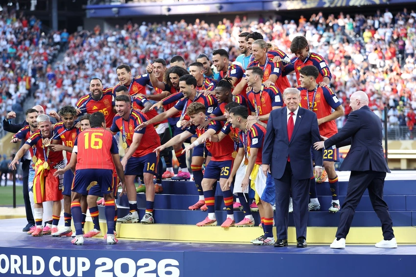 Trump Steals World Cup Spotlight! ⚽️ FIFA Pres Tries to Remove Him