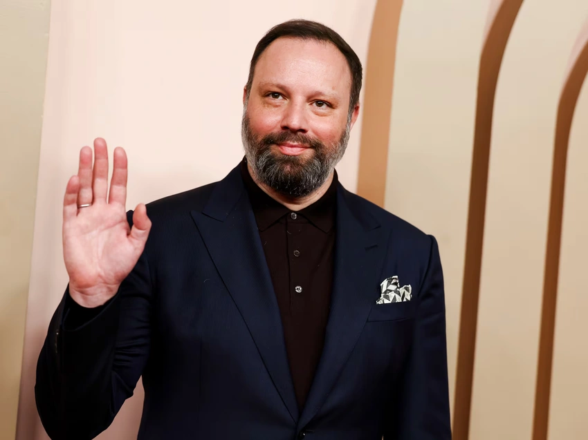 Lanthimos’s Women at the Center: Power, Ambiguity, and the Gaze