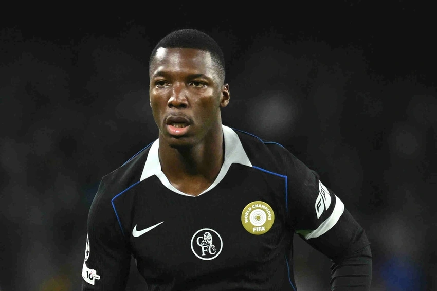 Caicedo signs new Chelsea contract as Blues secure midfield boost
