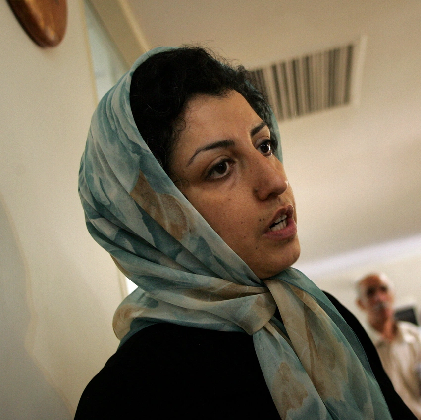 Nobel Laureates Urge Iran to Free Gravely Ill Activist Narges Mohammadi