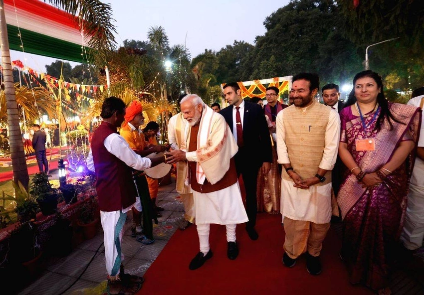 PM Modi Extends Sankranti Wishes Across India, Urges Gratitude to Farmers