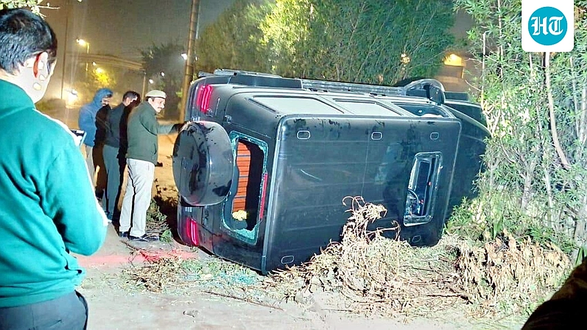 Delhi crash near Ambience Mall leaves 1 dead; Rohit, sole breadwinner
