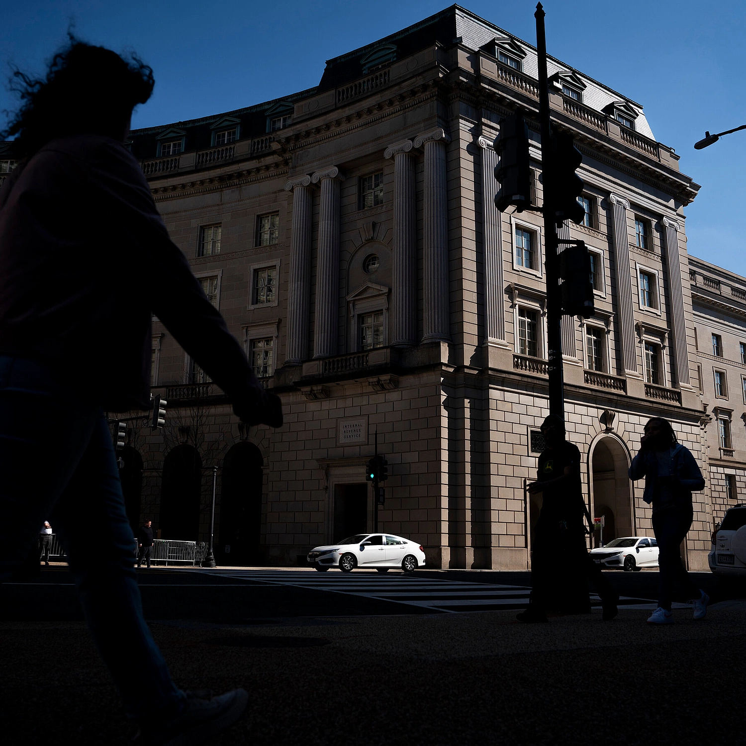 Trump Sues IRS and Treasury for ₹10B Over Tax Data Leak
