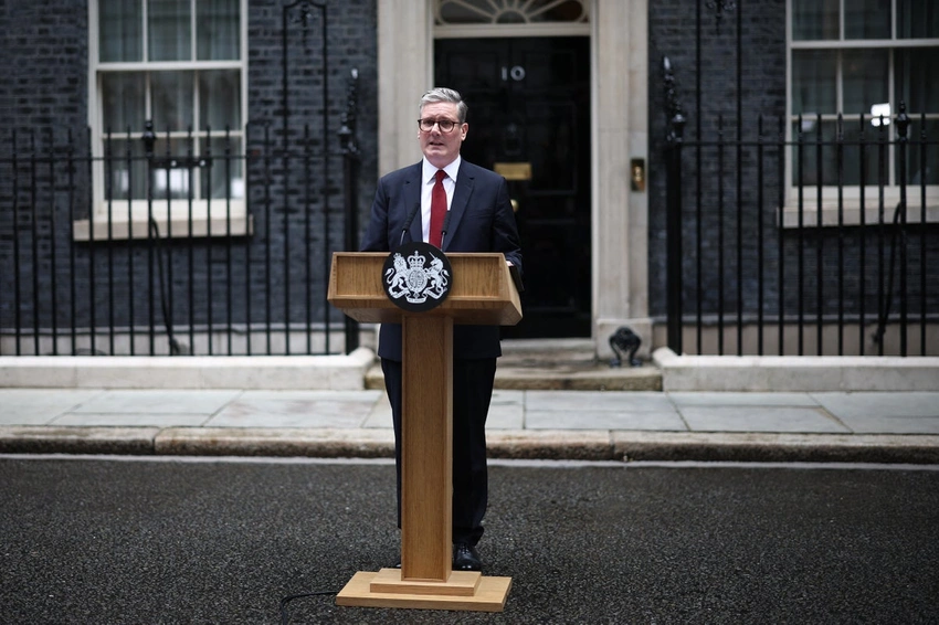 Starmer on Brink? PM Weighs Resignation as Burnham Rises 🇬🇧