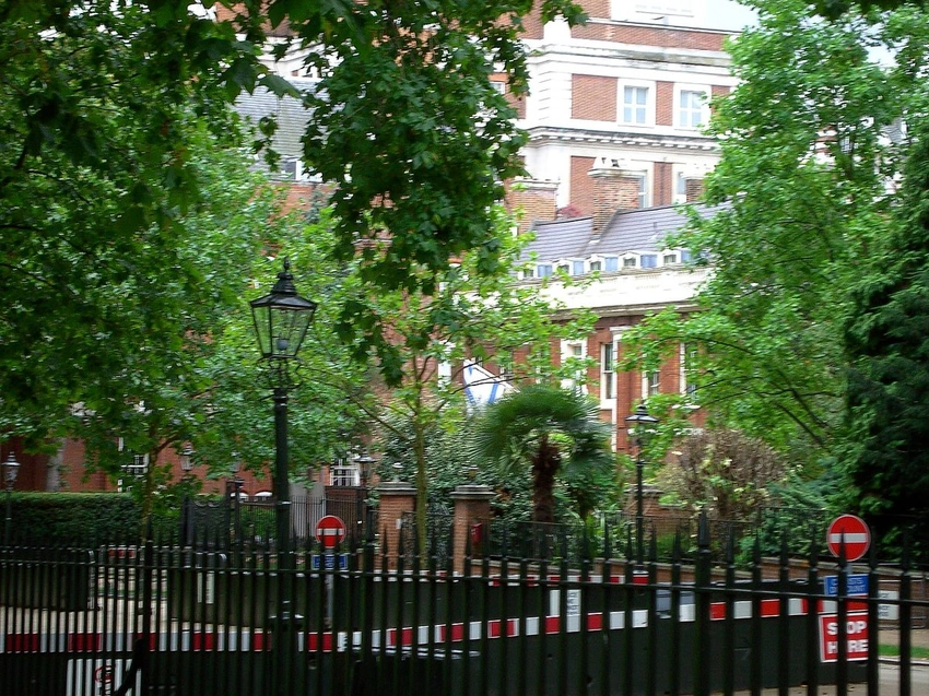 Migrant with knives accused of plotting to break into London's Israeli embassy in Kensington