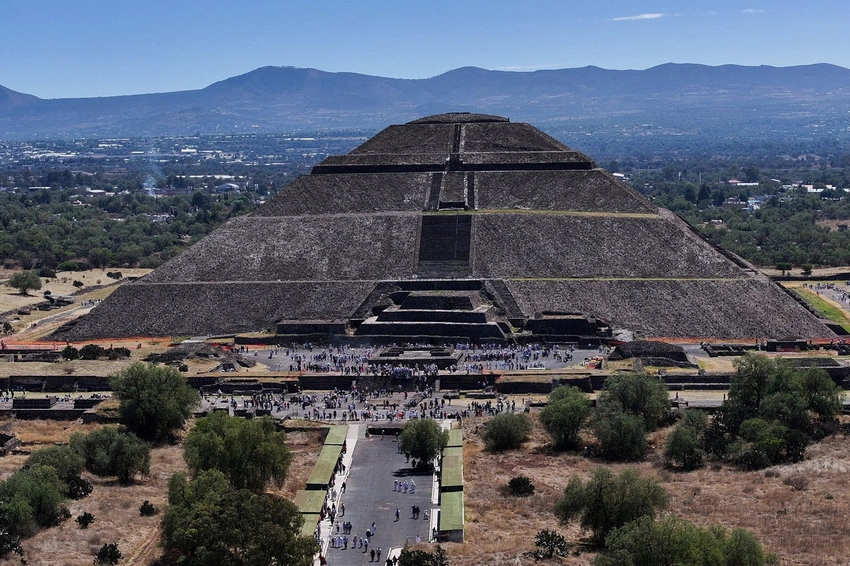 Canadian woman killed, several injured in Teotihuacán shooting near Mexico City