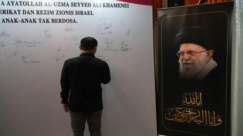 Iran teeters as claims of a new supreme leader surface amid Gulf strikes
