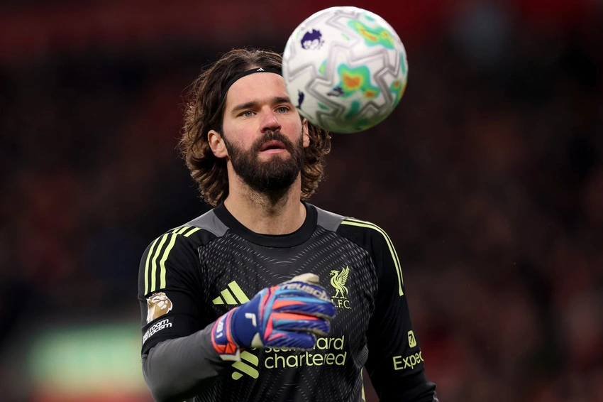 Salah injury update sparks exit fears as Liverpool faces big clash