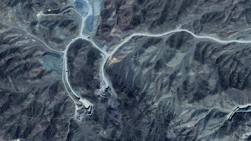 Trump's New Warning: Iran's "Pickaxe Mountain" Under Threat?