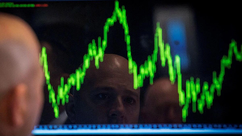 Sensex slides third day on foreign outflows; Nifty slips below 25,900