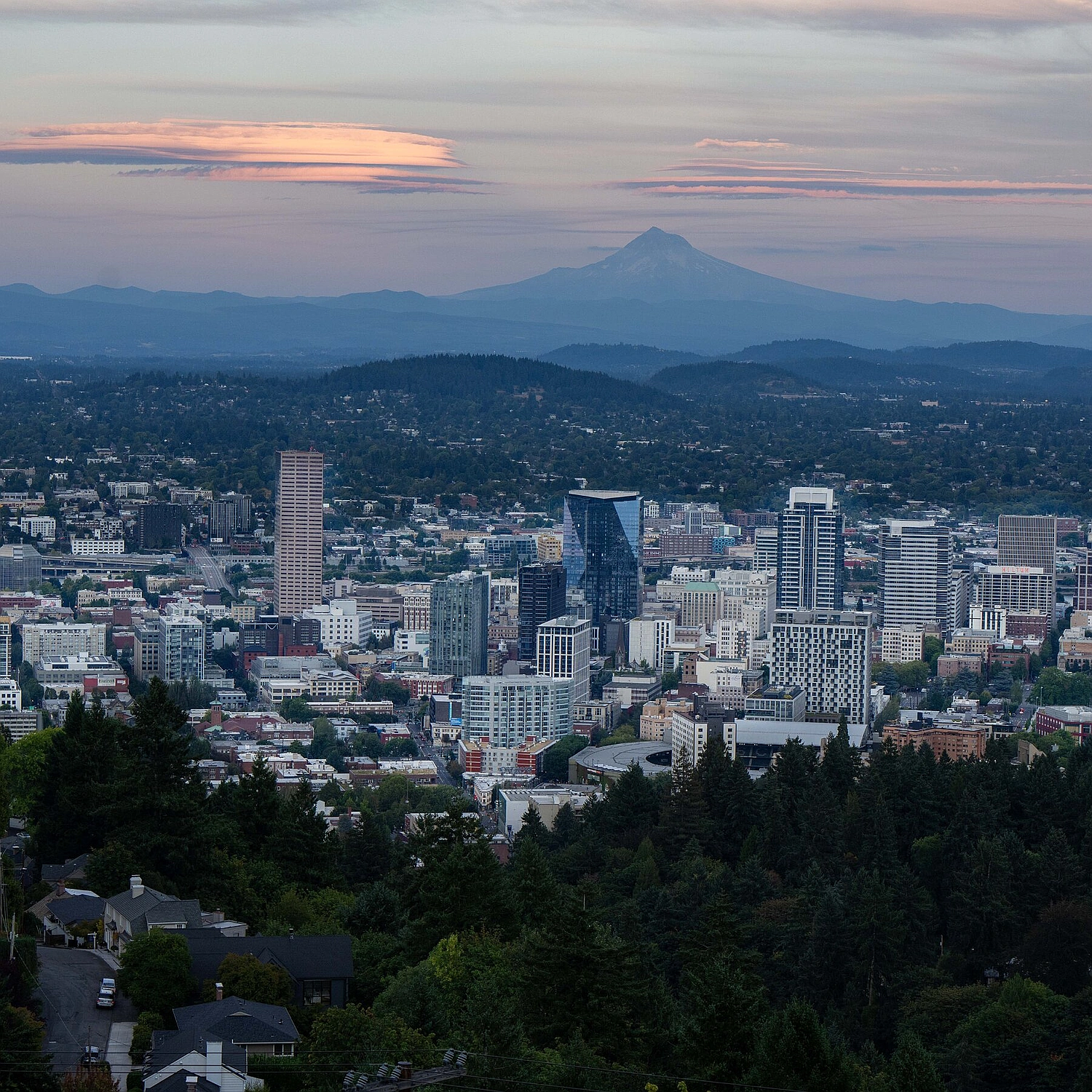 Two Shot by Federal Agents in Portland Traffic Stop