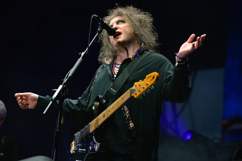Robert Smith's Epic FIFA Halftime Rant: Was It Over The Top or Spot On?