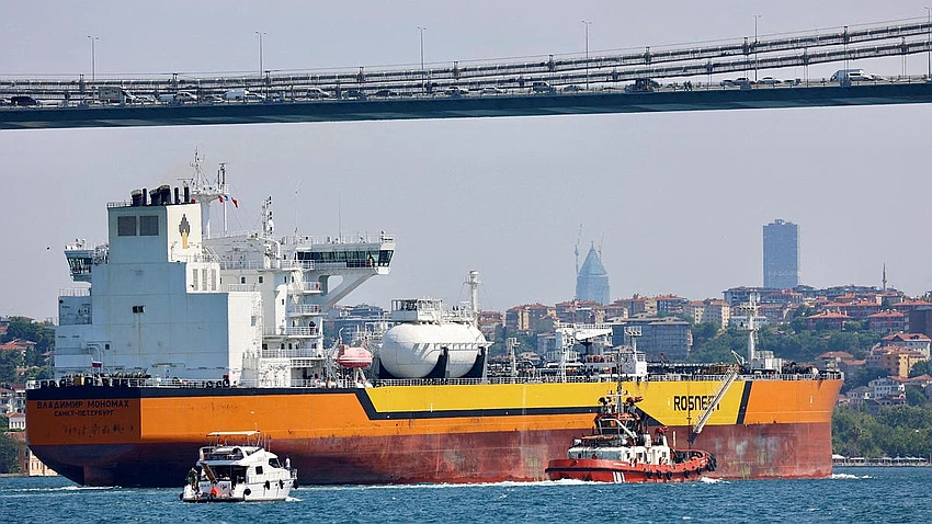India and Russia target $100B trade, advance EAEU FTA