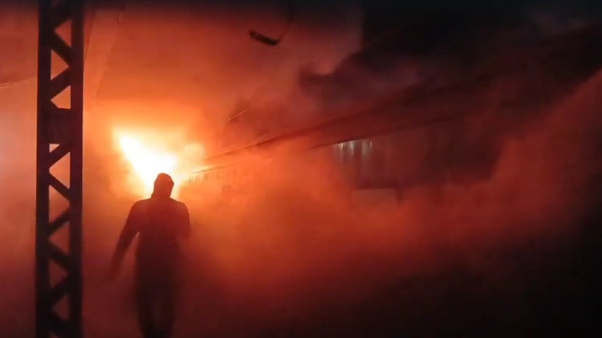 Fire Breaks Out on Tata Nagar-Ernakulam Express in Andhra Pradesh; 1 Dead