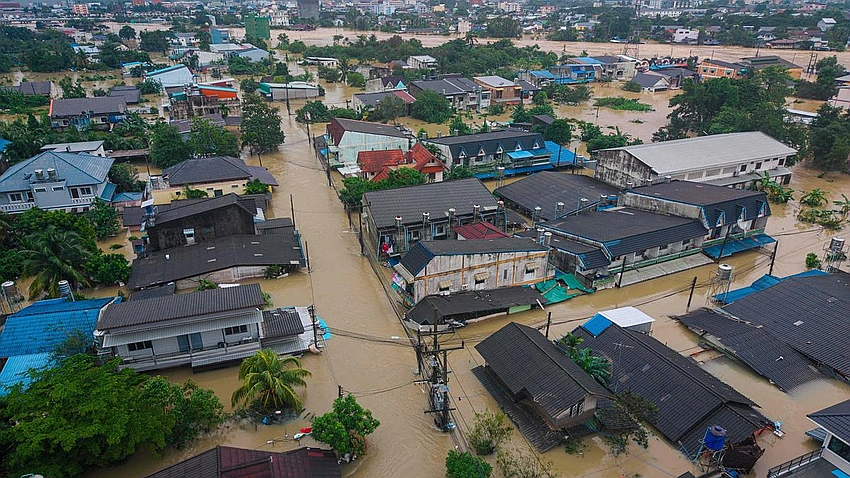Death toll in Thai floods climbs to 33 as Hat Yai faces evacuations