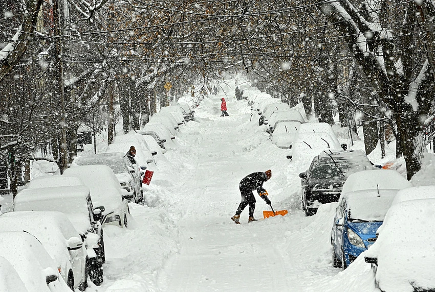 Climate Chaos: North American Winter Storms and Australia's Record Heatwave