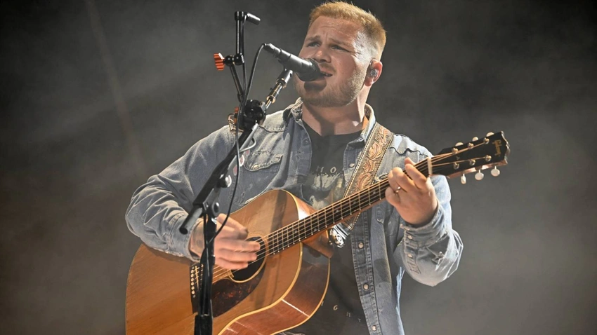 Zach Bryan's Bold Statement: 'Free Palestine' Shirt at Gillette Stadium