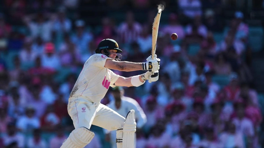 Head, Smith power Australia to 567, lead England by 183 at SCG