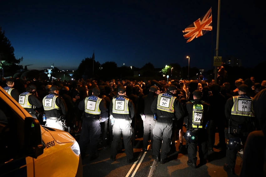 51 Migrants Land in Dover After 33-Hour Sea Ordeal; Gosport Protests Lead to Arrests