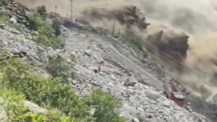 Nepal Flash Floods: 17 Dead, 400 Missing After Catastrophic Deluge