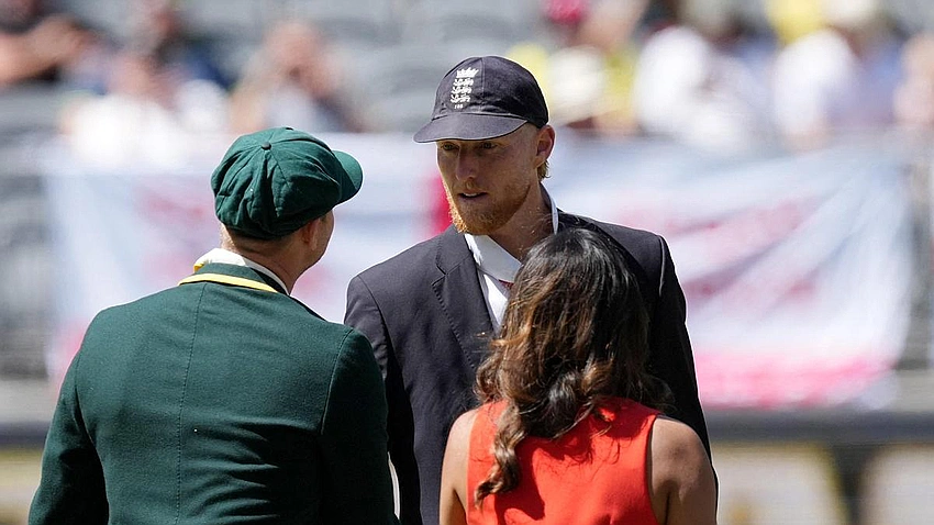 England's pace attack fires as Australia slump on day one of Ashes in Perth