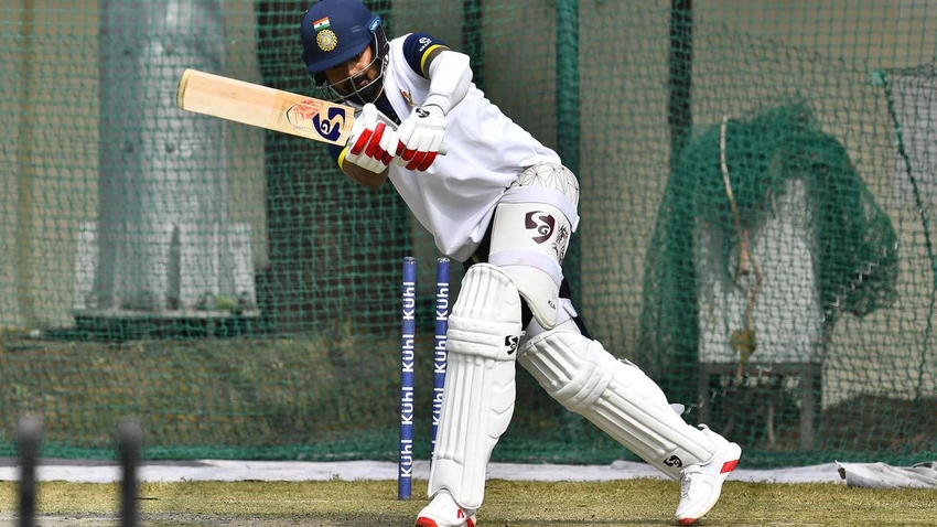 Avasthi's incisive spell swings it Mumbai's way after Sangwan's ton