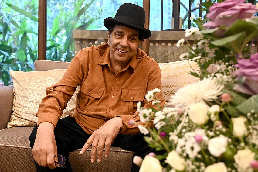 Dharmendra Remembered: Last Rites for Hindi Cinema’s He-Man