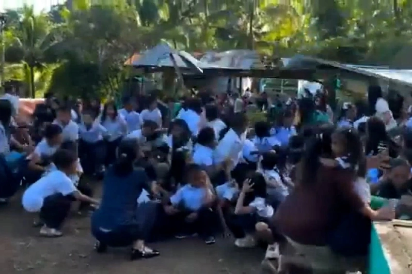 Philippines Quake Kills 41: Outdoor Hospitals & Children Flee Schools