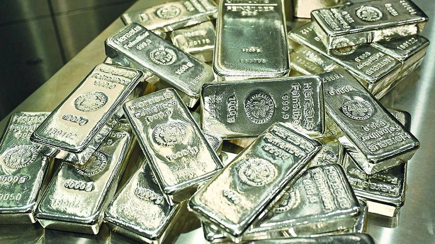 Silver Price Rally Reverses: Sharp Drop After Hitting Record High