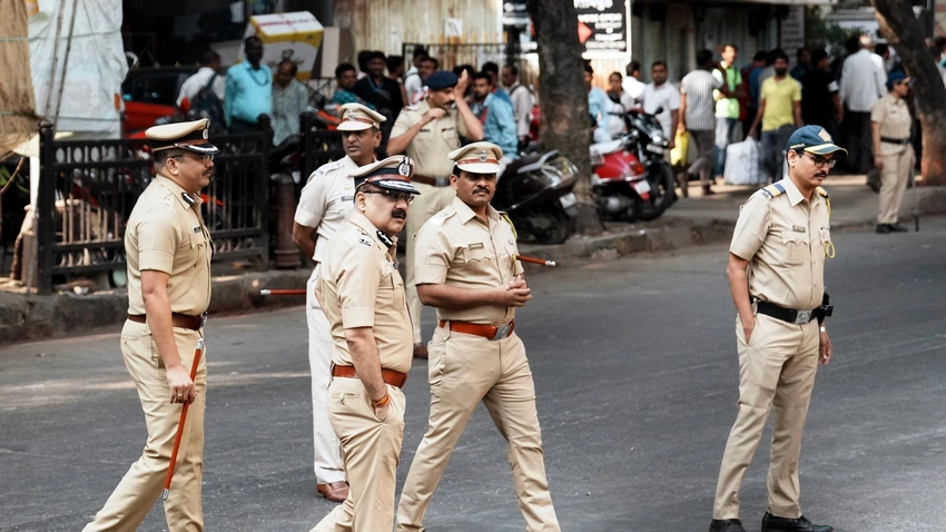 Navy Family Tragedy: Sailor, Wife & 2 Kids Found Dead in Mumbai Home