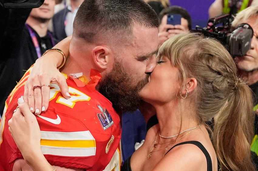 Stevie Nicks at Taylor Swift & Travis Kelce's Wedding?! 🎤💍
