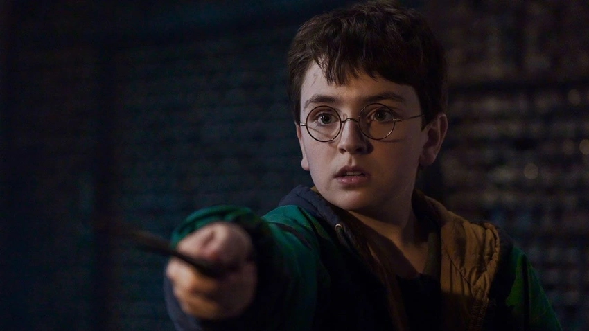 New Harry Potter Trailer Drops! See Hogwarts & Cast Like Never Before!