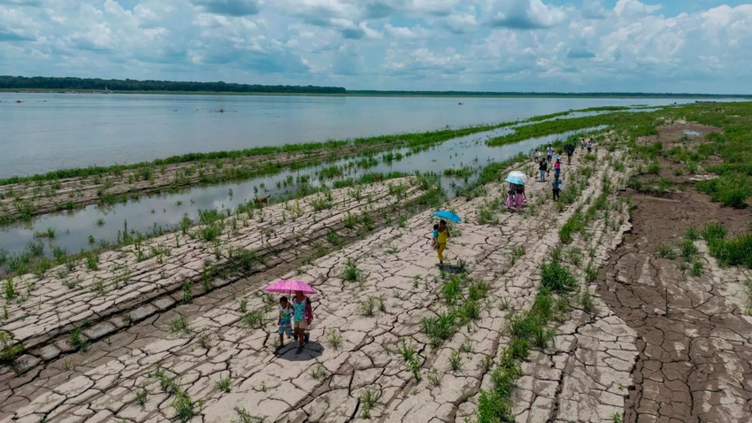 El Niño Threatens India's Economy Amidst Monsoon Deficit Warnings