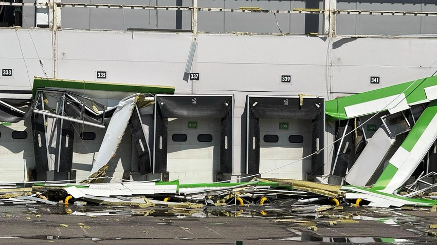 Moscow Struck by 400 Drones, Zelensky Vows "Deep Strikes" Amid Shake-Up!