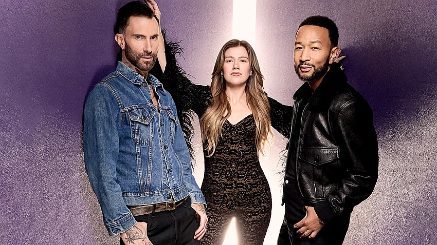 The Voice: Battle of Champions Premieres Tonight—Watch Online for Free