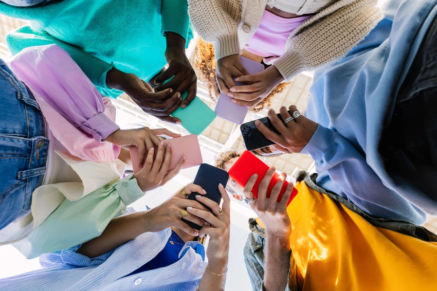 UK's Social Media Curfew: Digital Detox or Teen Autonomy Overreach?