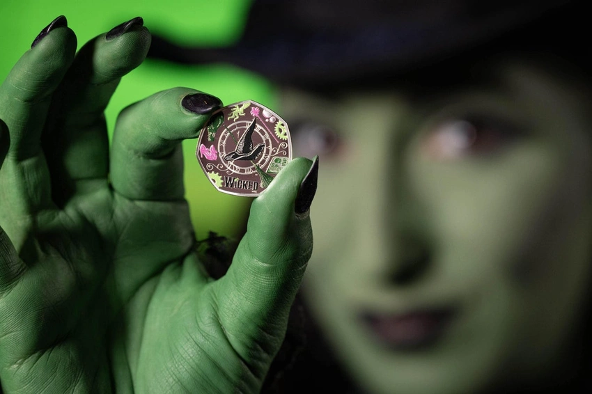Wicked Turns 20! Royal Mint Unveils Magical Commemorative Coins 🎭✨