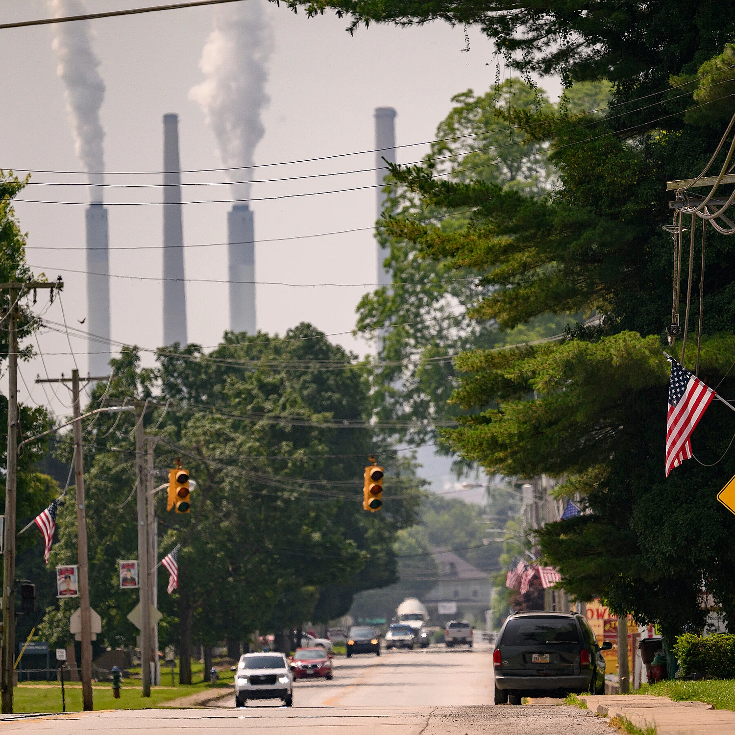 Trump Rolls Back Climate Finding, EPA Deregulation Sparks Backlash